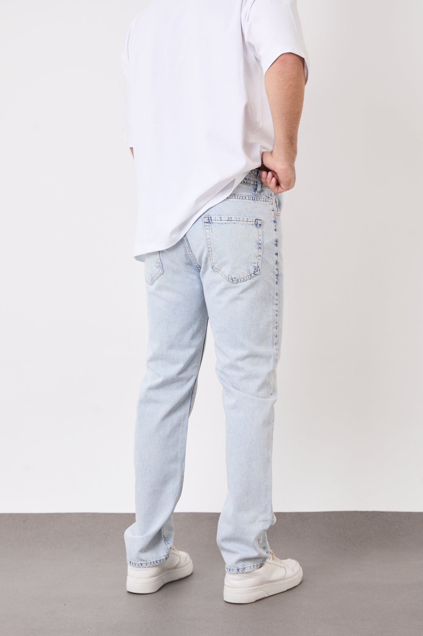 T-2445 Men’s Light Blue Straight Jeans – Everyday Casual Fit