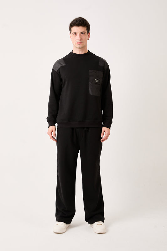 X-1005 Oversized Sweatshirt with Zipped Pocket – Black | 3-Thread Brushed Fleece