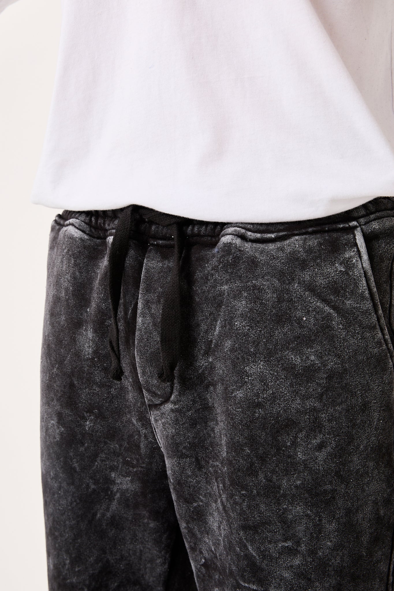 X-1003 – Washed Black Wide-Leg Sweatpants