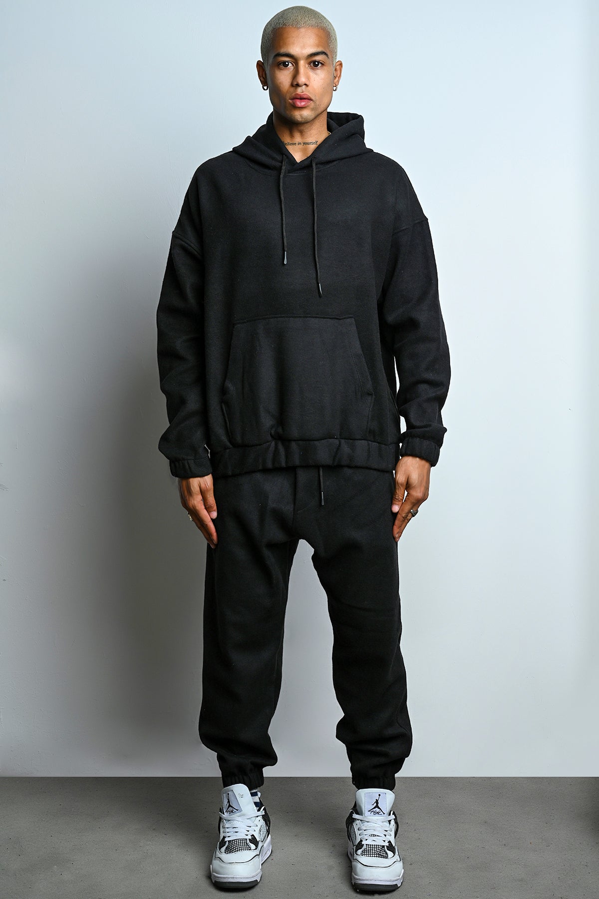 R-5673-4283 Unisex Hooded Tracksuit Set with Kangaroo Pocket – Black