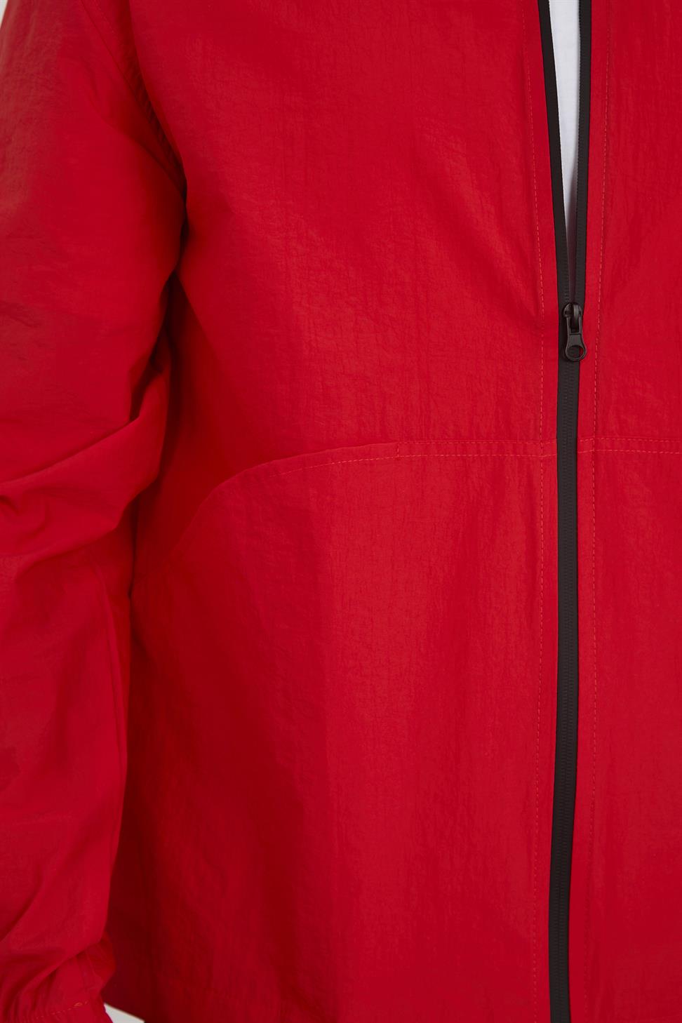 R-2446 Men’s Elastic Cuff Pocket Detail Parachute Windbreaker – Red