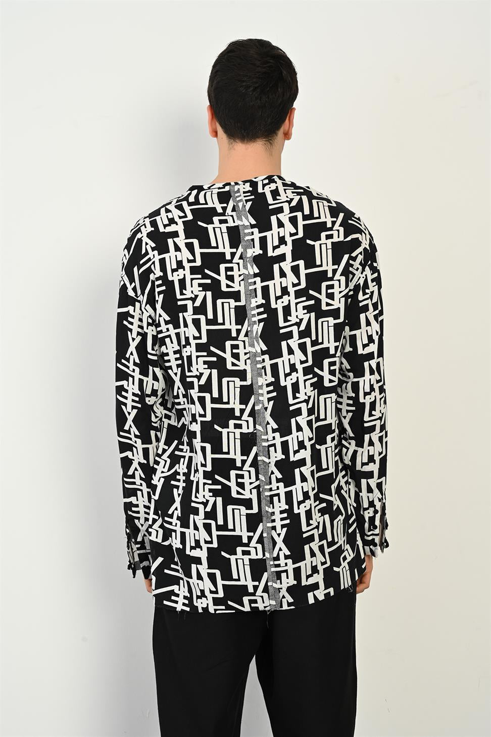 R-3976 Men’s Raw Stitch Detail Long Sleeve Digital Print Buttonless Shirt