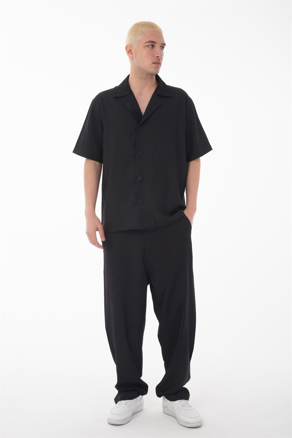 R-4422 R-4422 Men’s Short Sleeve Shirt & Zip-Up Trousers Set – Viscose Blend, Black Two-Piece Outfit