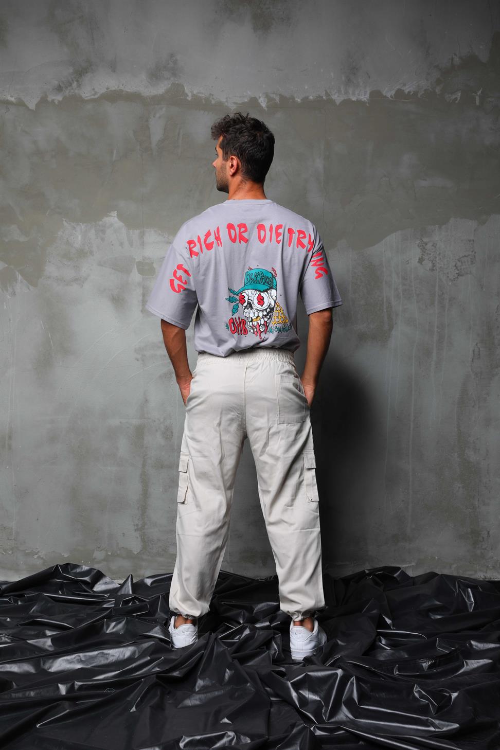 R-5741 Bisiklet Yaka Oversize Arka Kuru Kafa Baskılı T-shirt