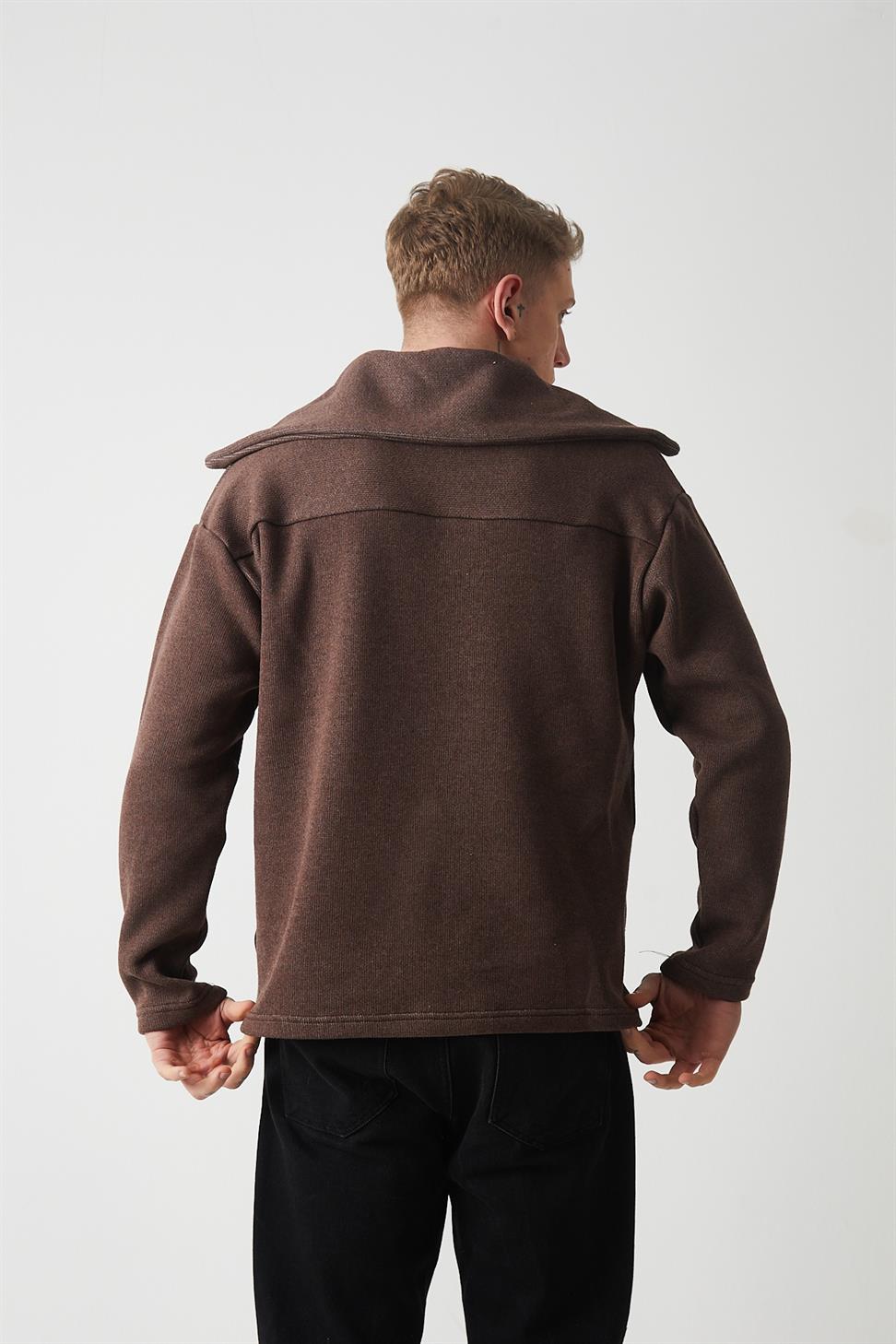 R-5850Men’s Knitted Sweatshirt with Collar Detail – Brown