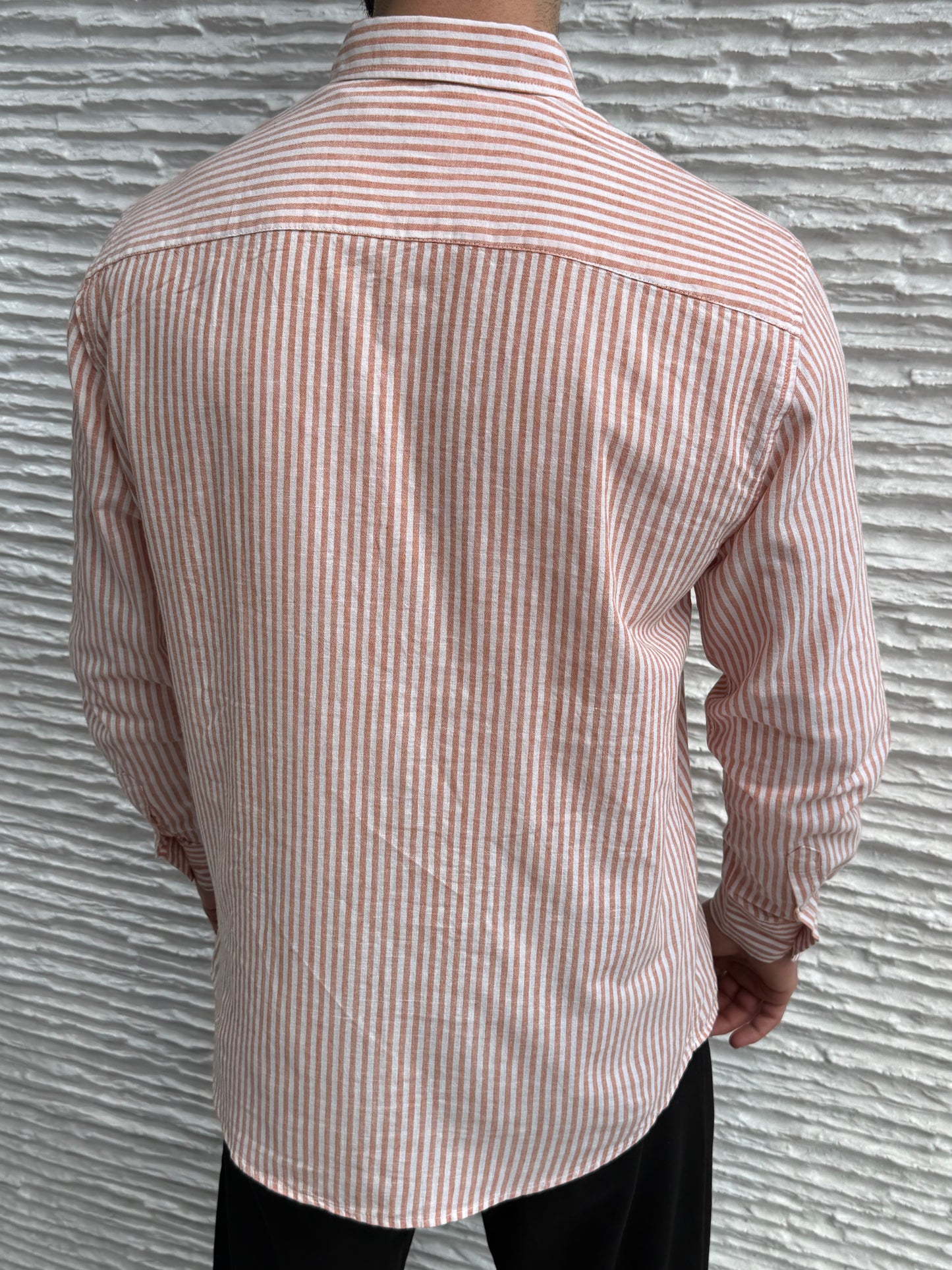 color:orange