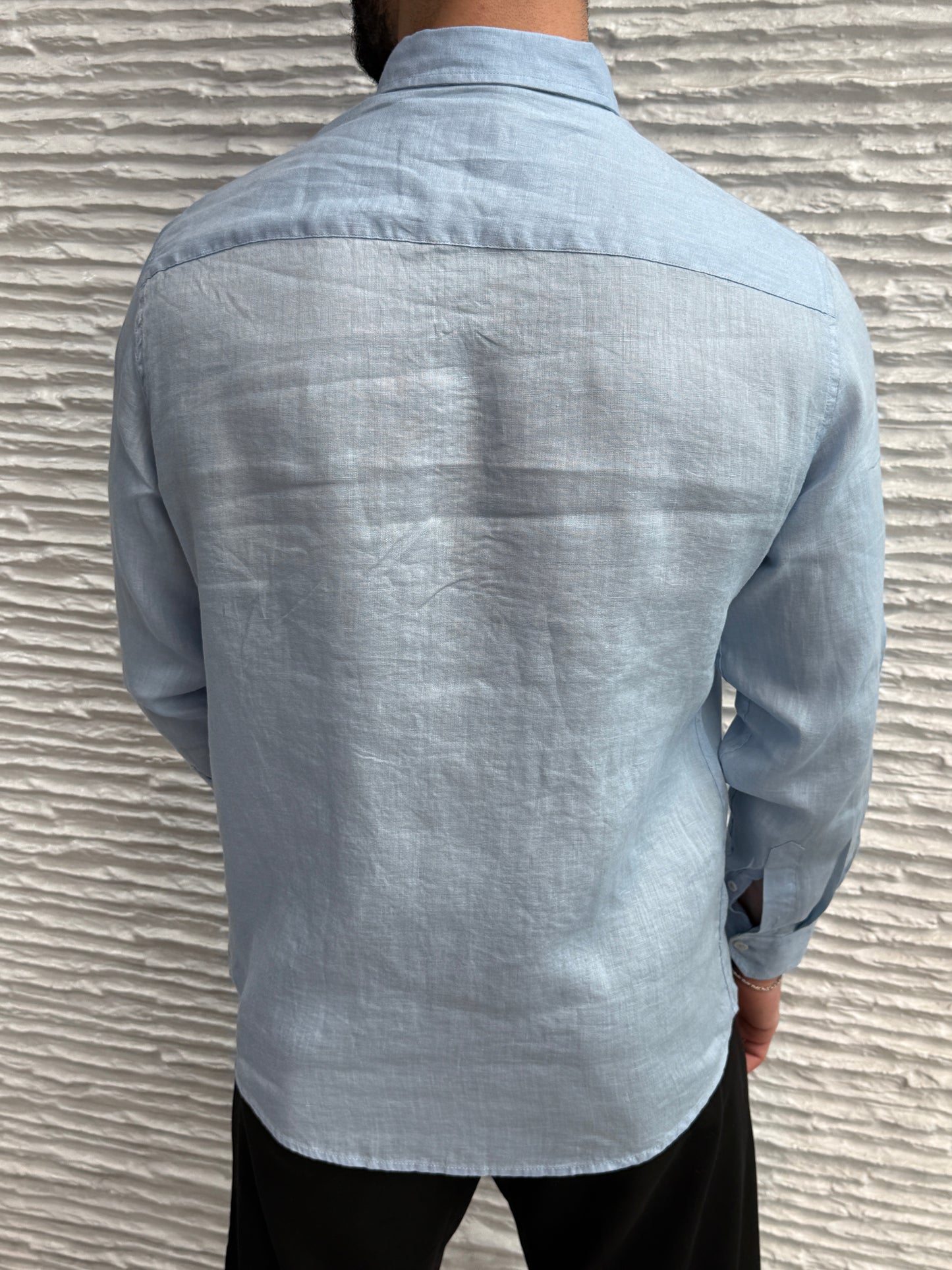 color:light blue
