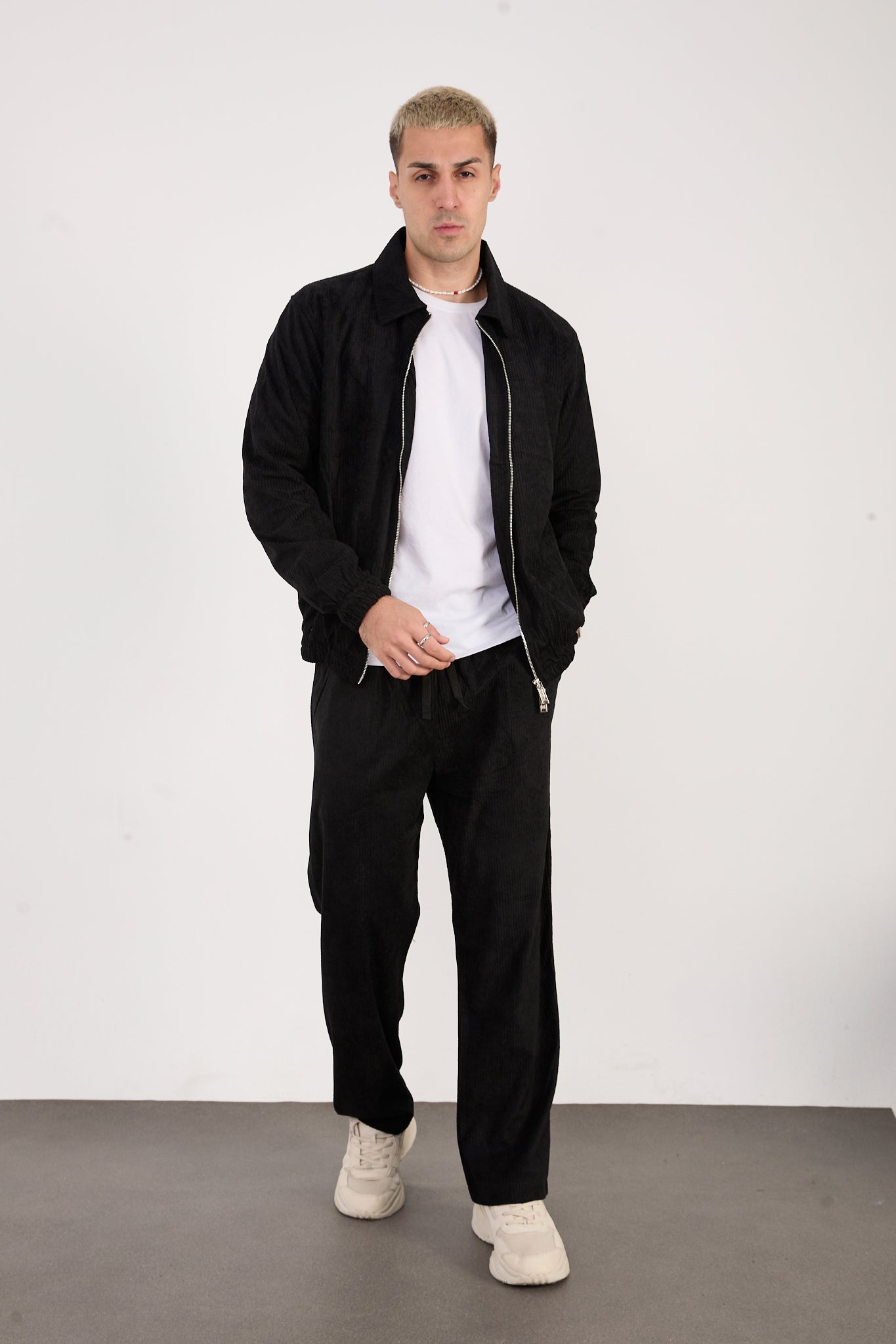 X-2037 Men’s Velour Zip Jacket & Matching Trousers Set – Black