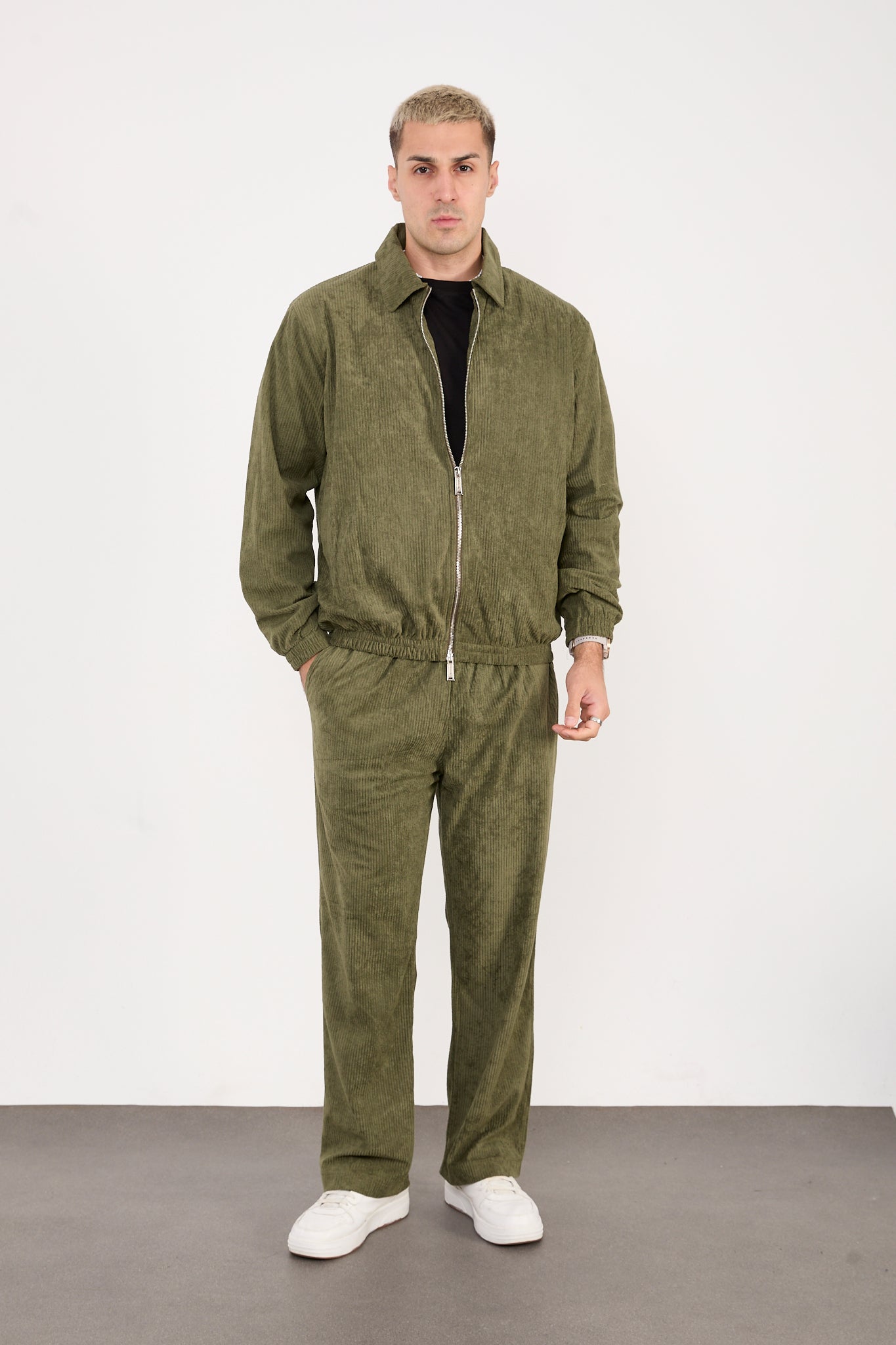 X-2037 Men’s Velour Zip Jacket & Matching Trousers Set – Olive