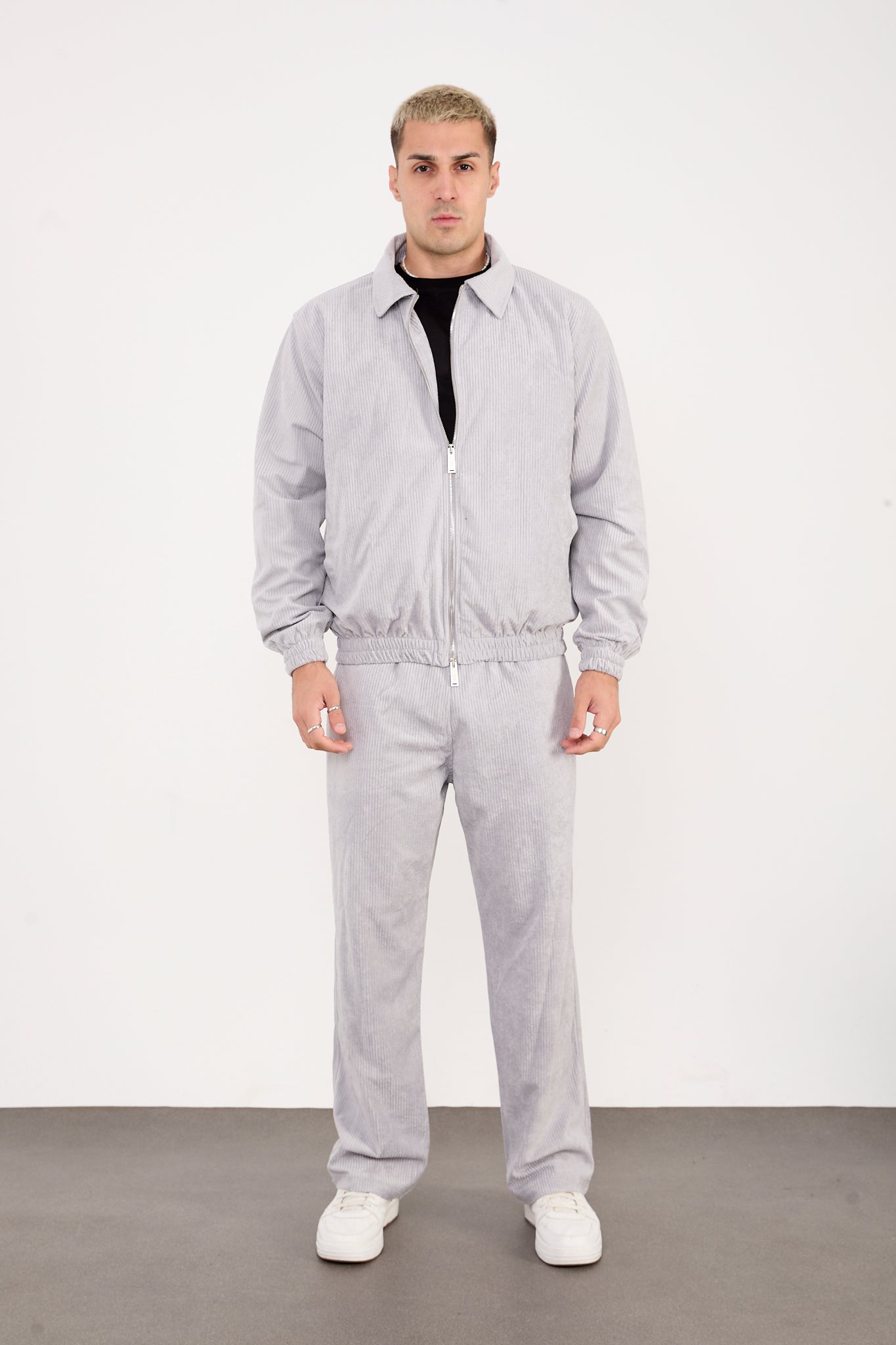 X-2037 Men’s Velour Zip Jacket & Matching Trousers Set – Light Grey