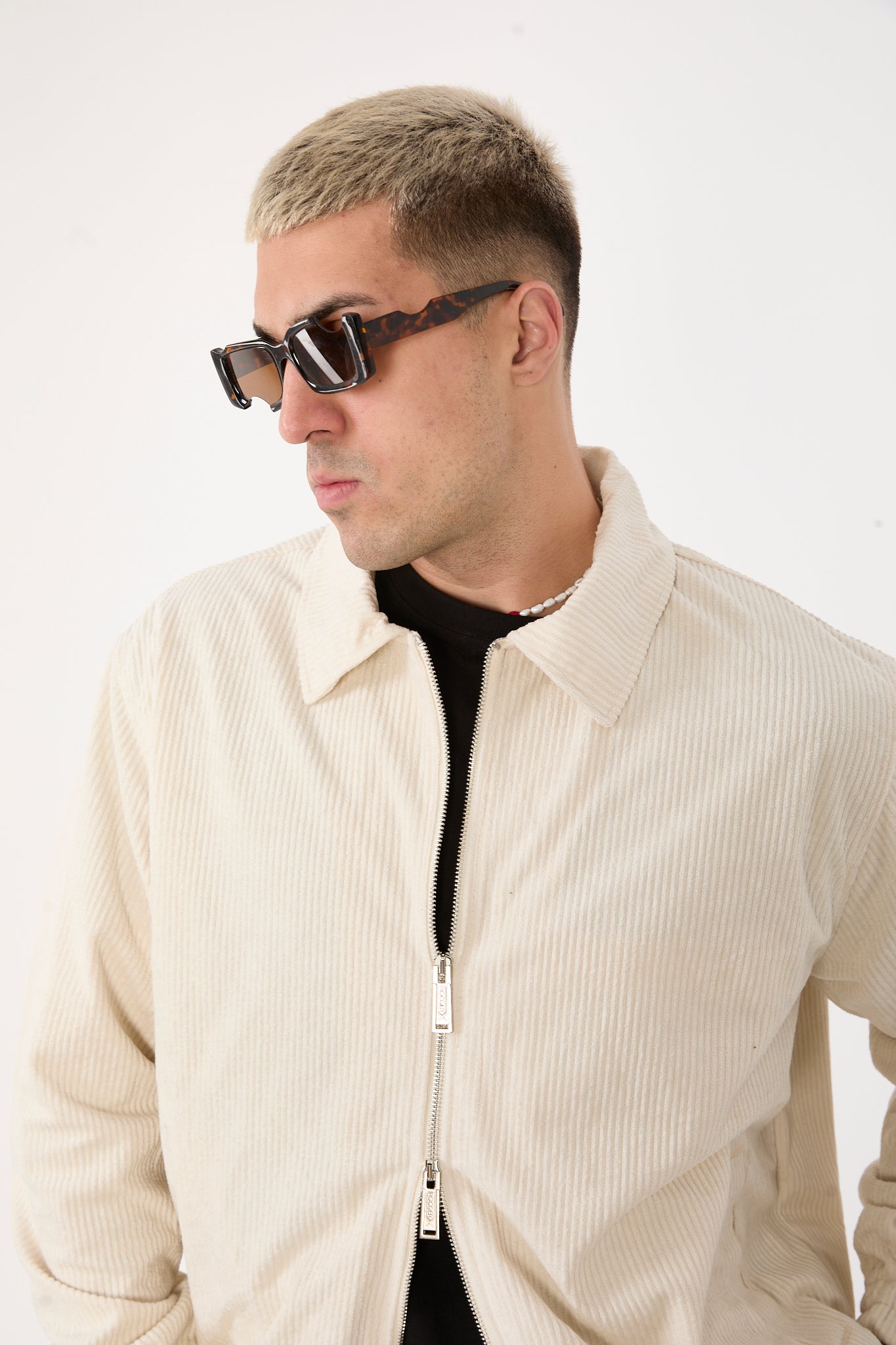 X-2037 Men’s Velour Zip Jacket & Matching Trousers Set – Cream