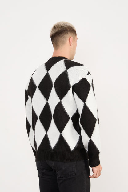 X-5008 Men’s Argyle Knit Sweater – Black & White