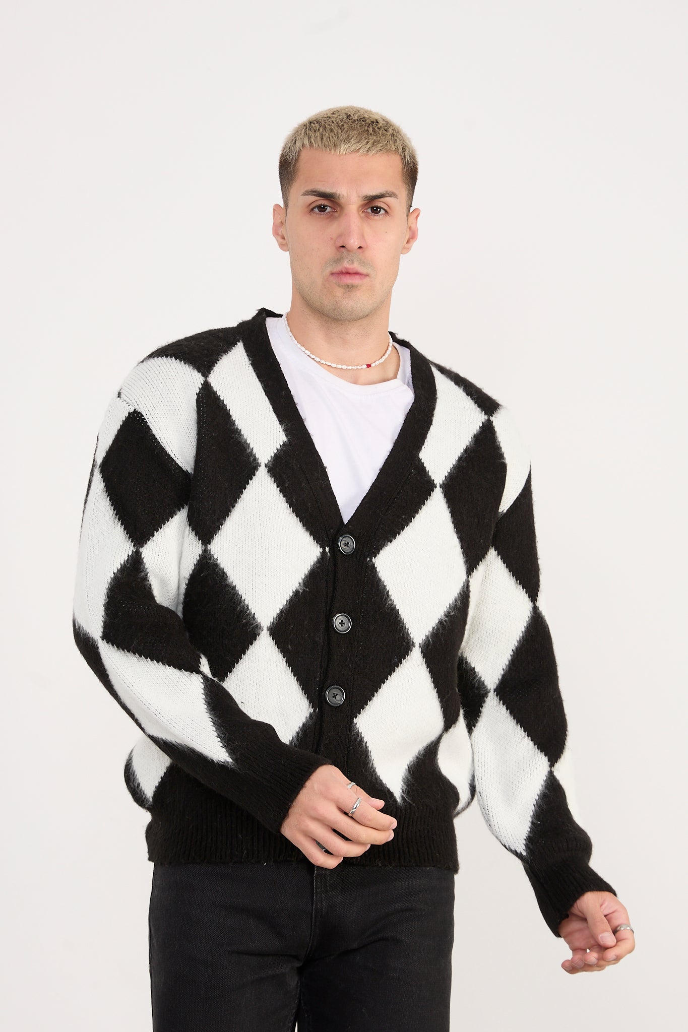 X-5007 Men’s Argyle Knit Cardigan – Black & White
