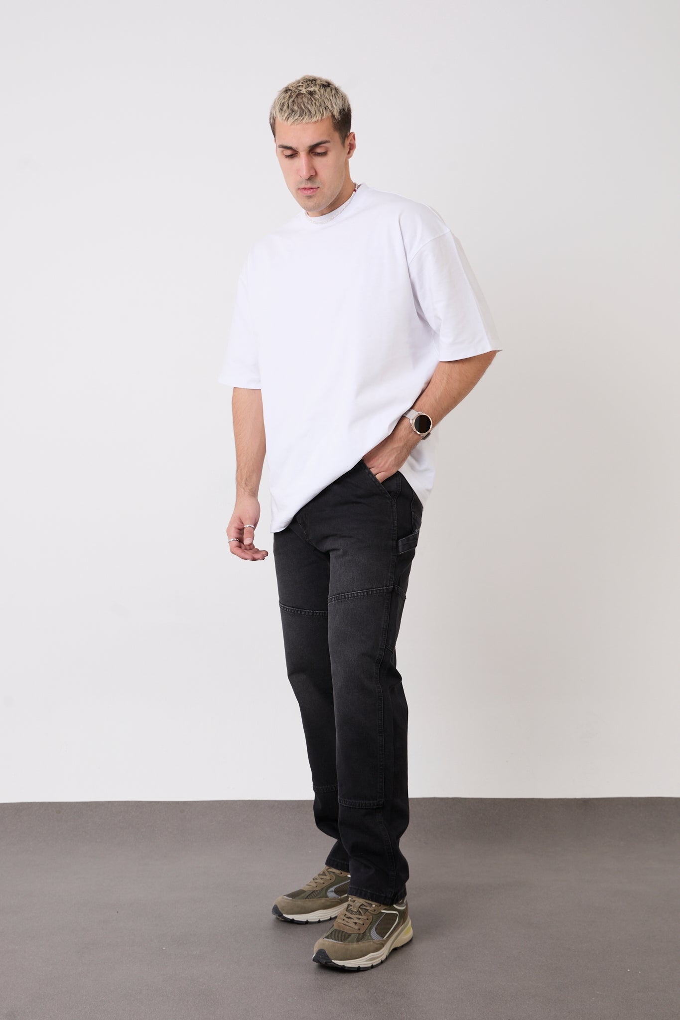 T-3009-2 Men’s Black Utility Pocket Jeans – Relaxed Straight Fit