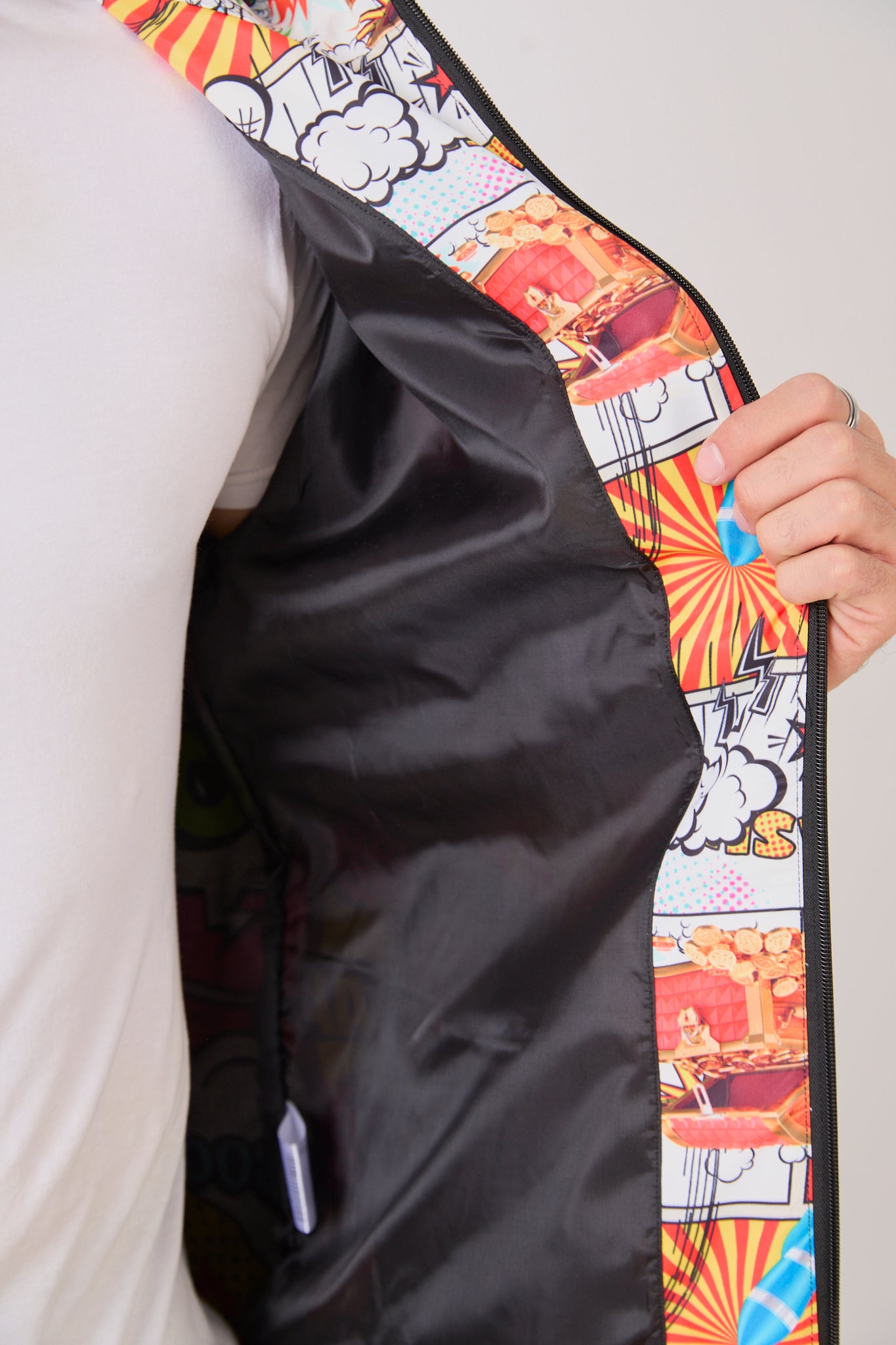 R-1919 Unısex Comic Style Printed Windbreaker – Lightweight Hooded Pop Art Rain Jacket