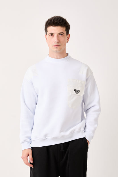 X-4006 Oversized Sweatshirt with Zipped Pocket – White | 3-Thread Brushed Fleece