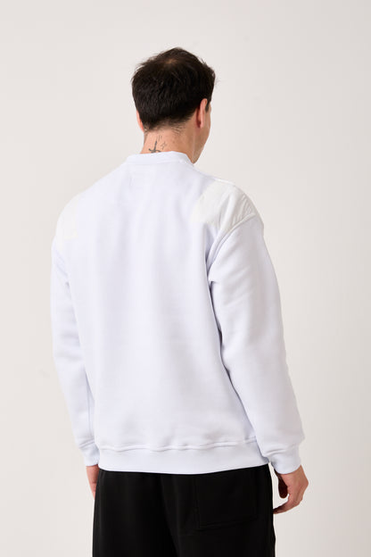 X-4006 Oversized Sweatshirt with Zipped Pocket – White | 3-Thread Brushed Fleece