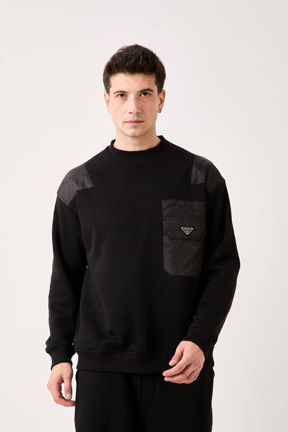 X-4006 Oversized Sweatshirt with Zipped Pocket – Black | 3-Thread Brushed Fleece