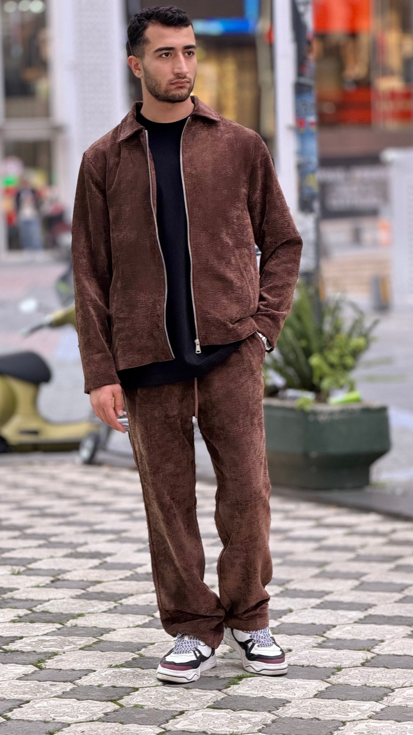 X-3002 Unisex Brown Velvet Tracksuit – Premium Zip-Up Jacket & Trousers Set