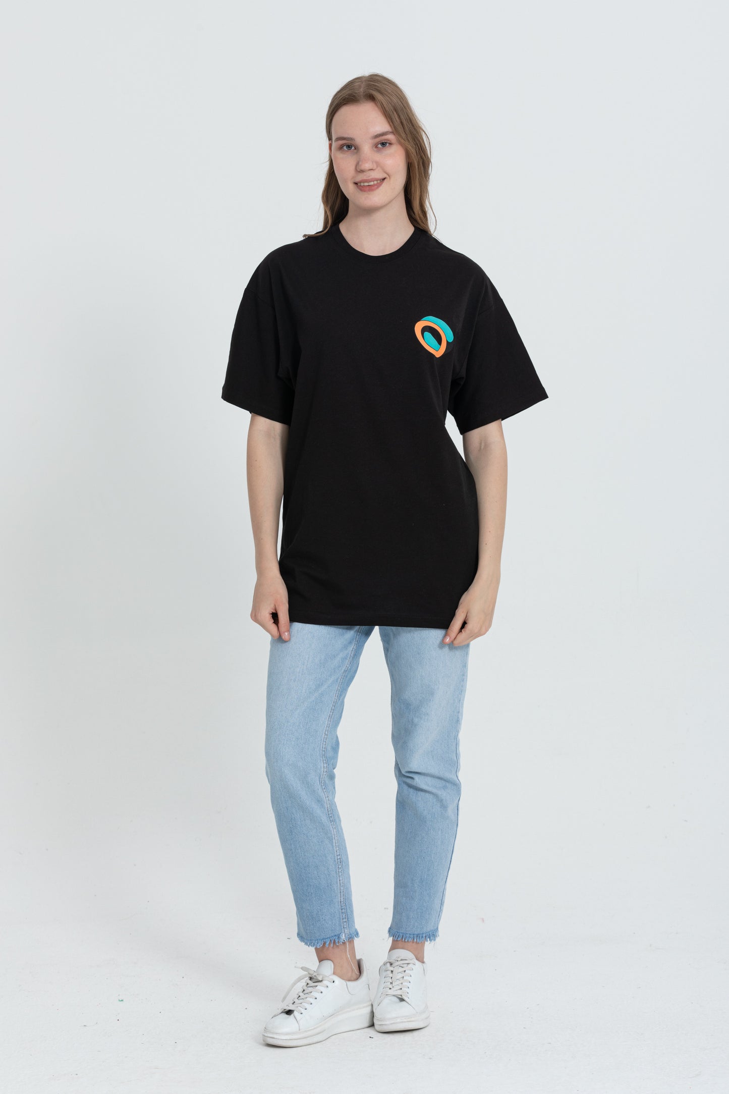 color:black