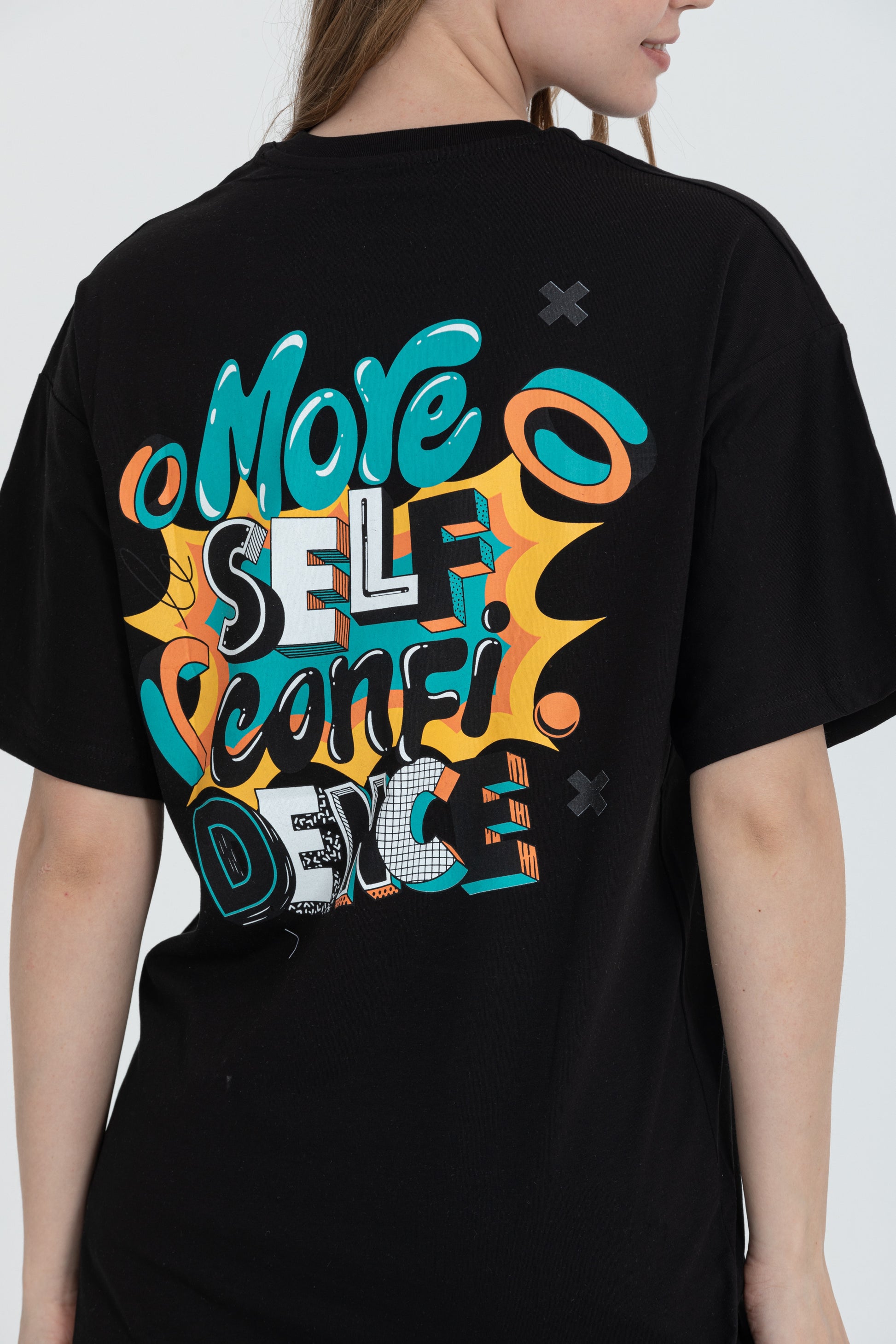 color:black