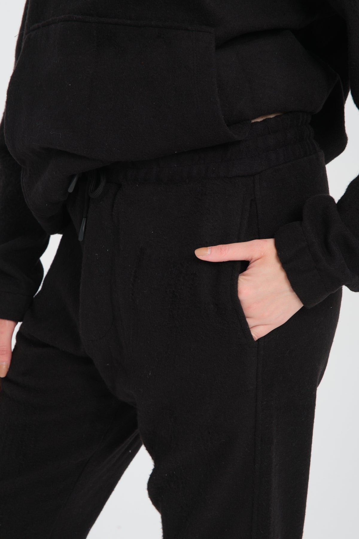 R-5673-4283 Unisex Hooded Tracksuit Set with Kangaroo Pocket – Black