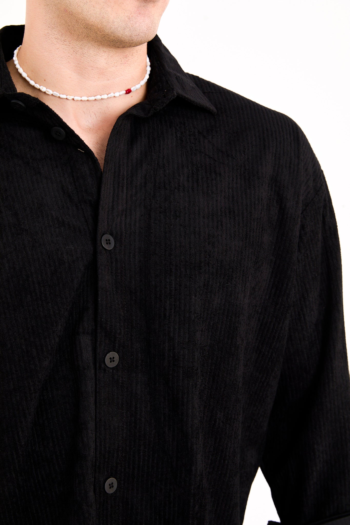 color:black