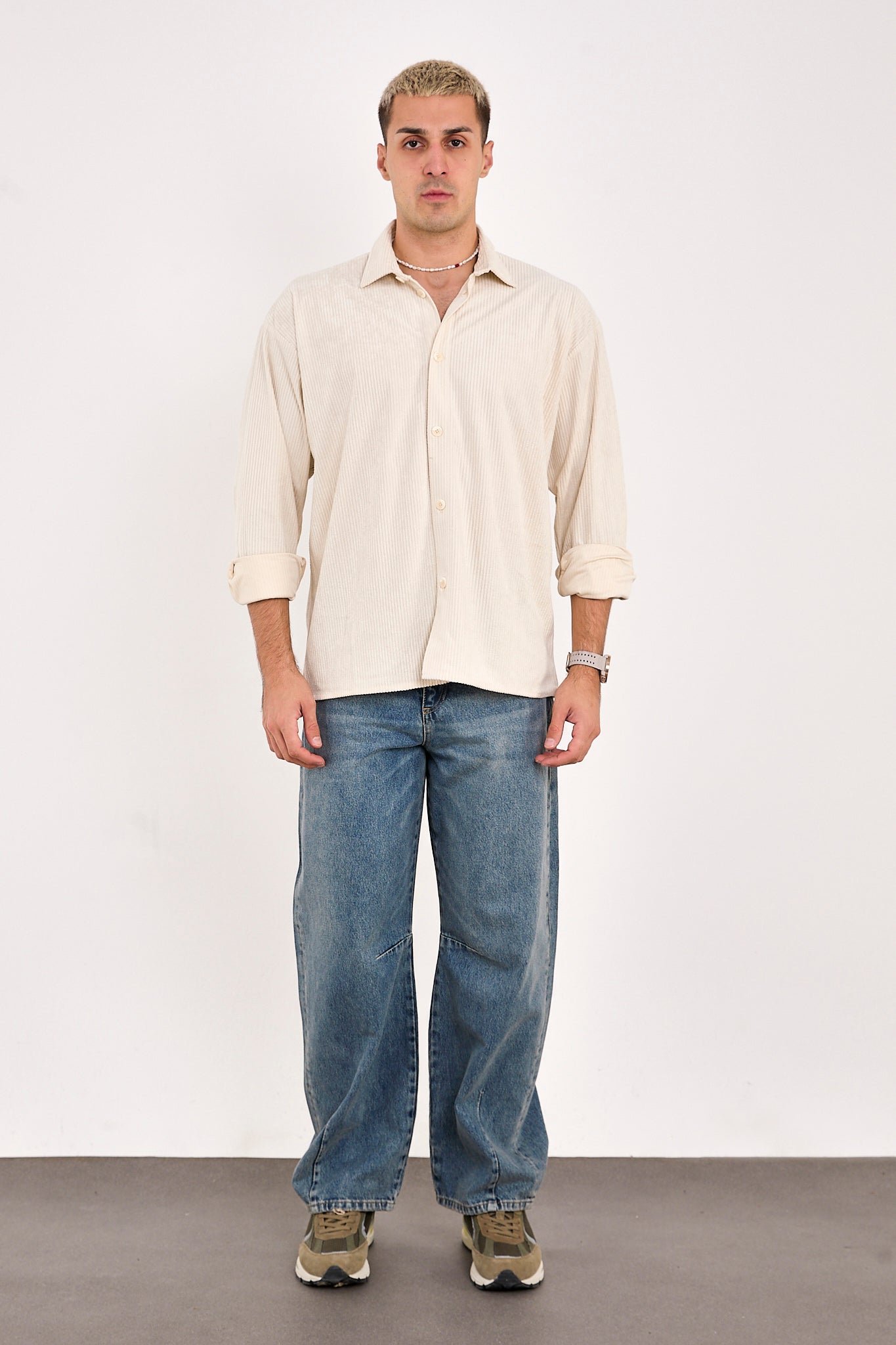 color:cream