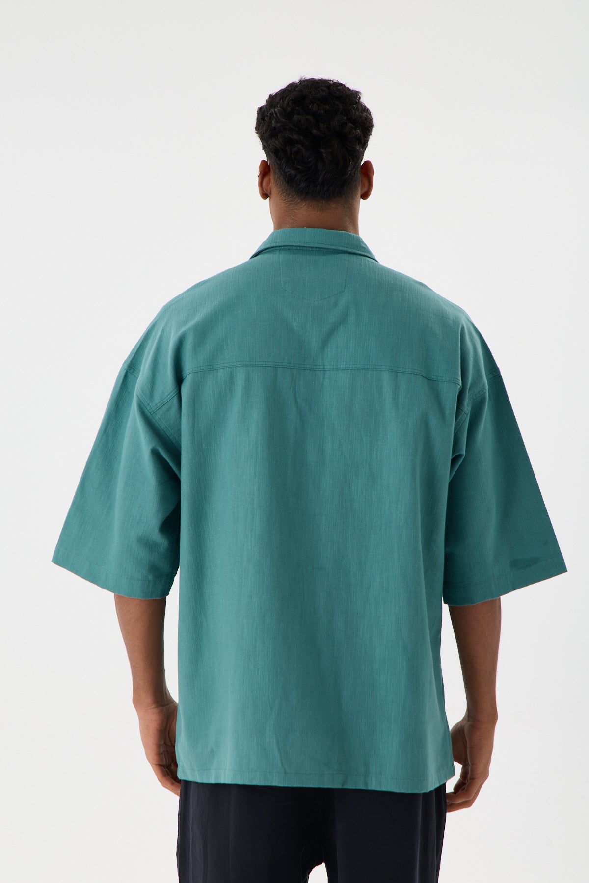 color:green