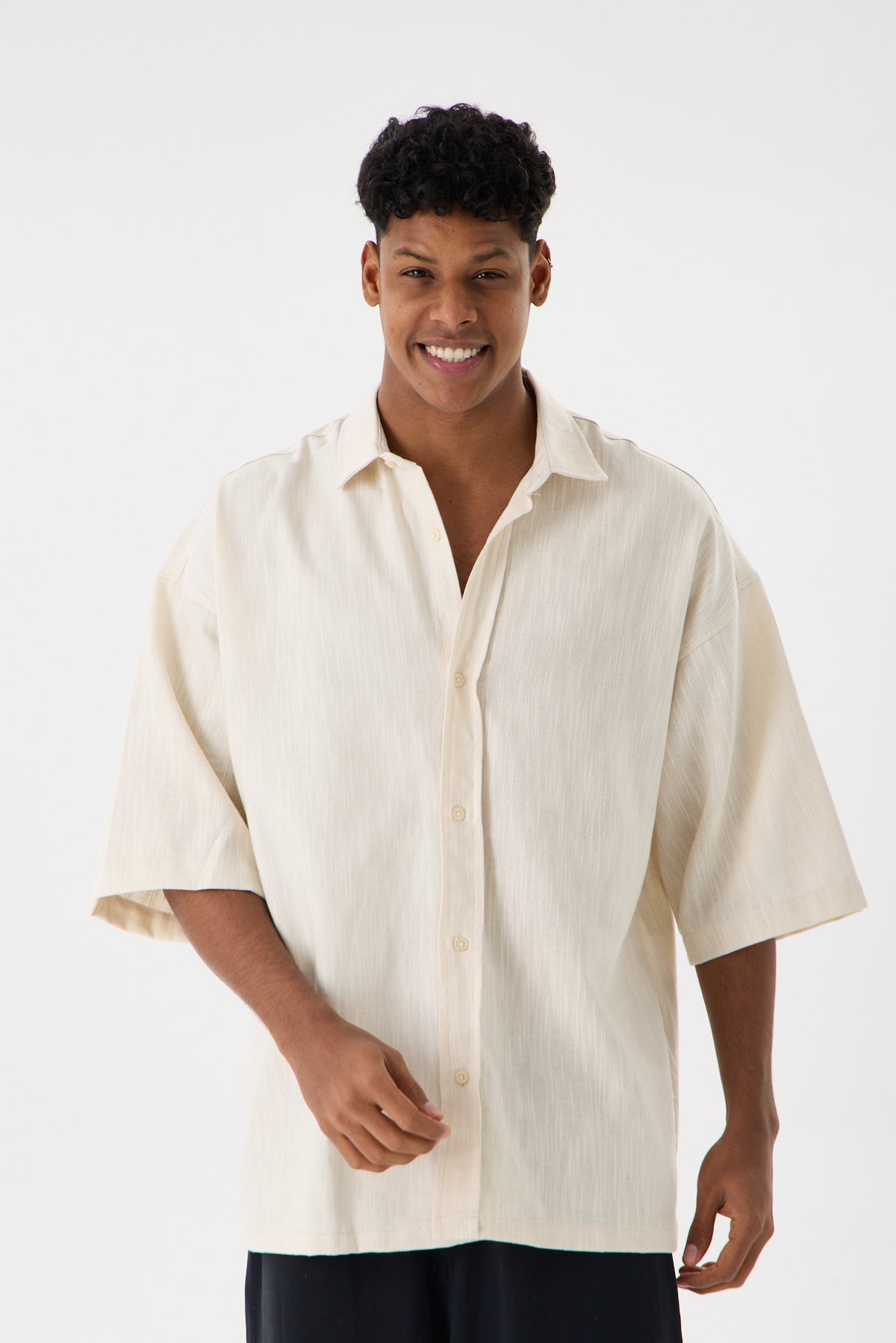 color:beige