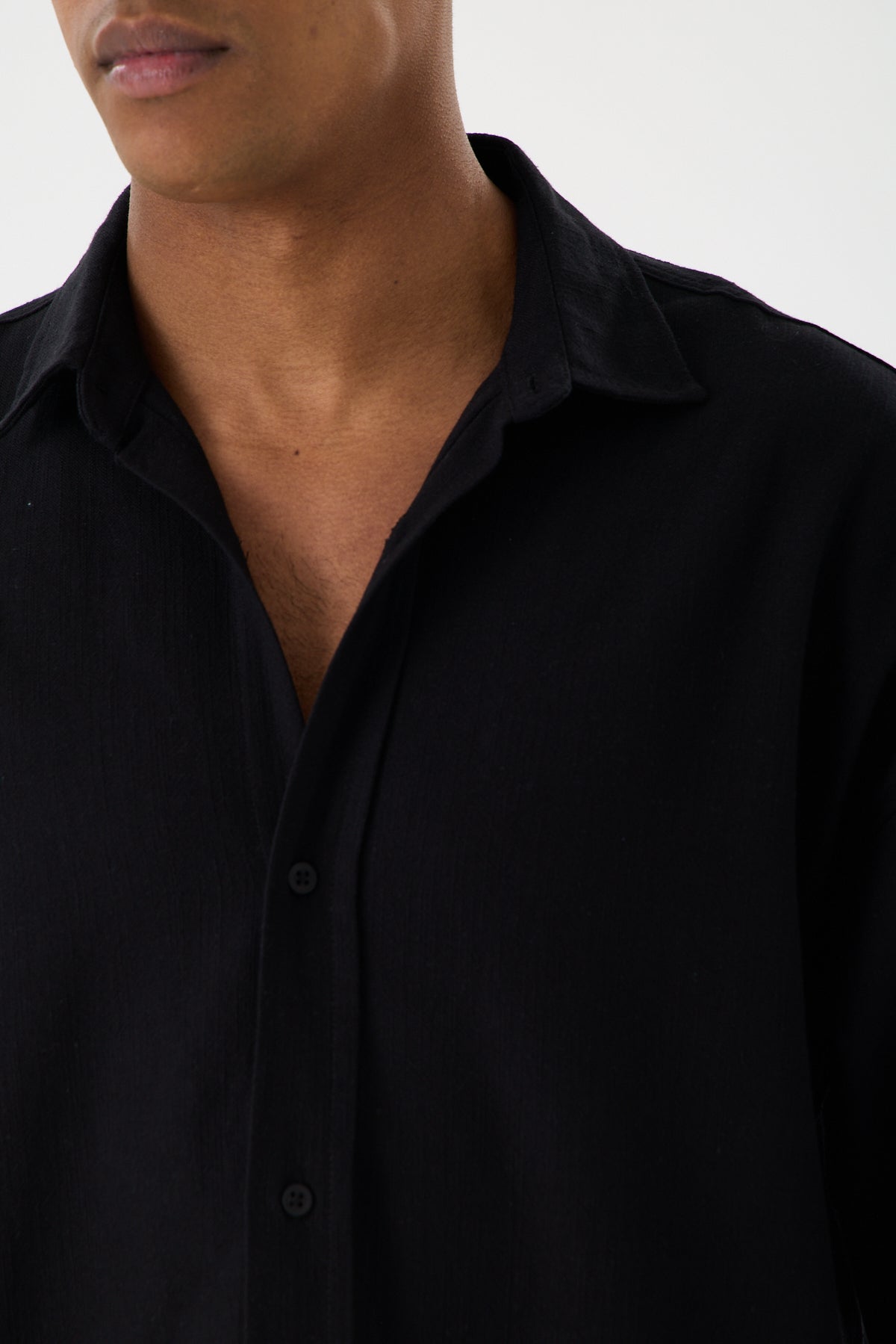 color:black