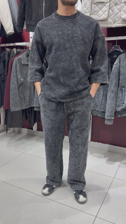 X-4001 – Washed Black ¾ Sleeve Oversized Sweatshirt