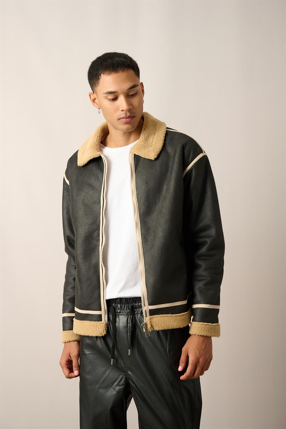 R-2461 Striped Detail Zippered Faux Shearling Jacket