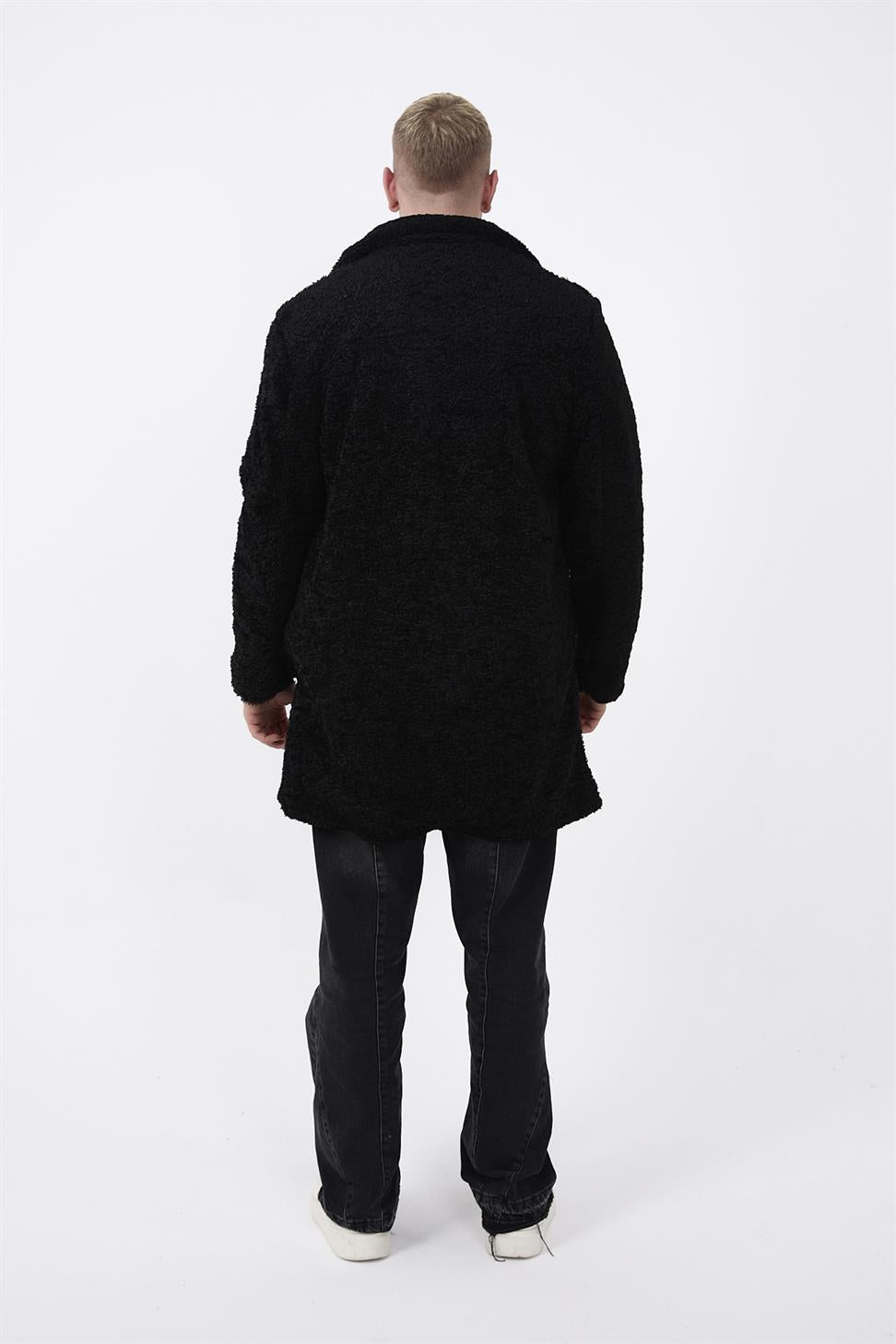 R-2469 Men’s Long Plush Coat with Side Slit and Lining – Black