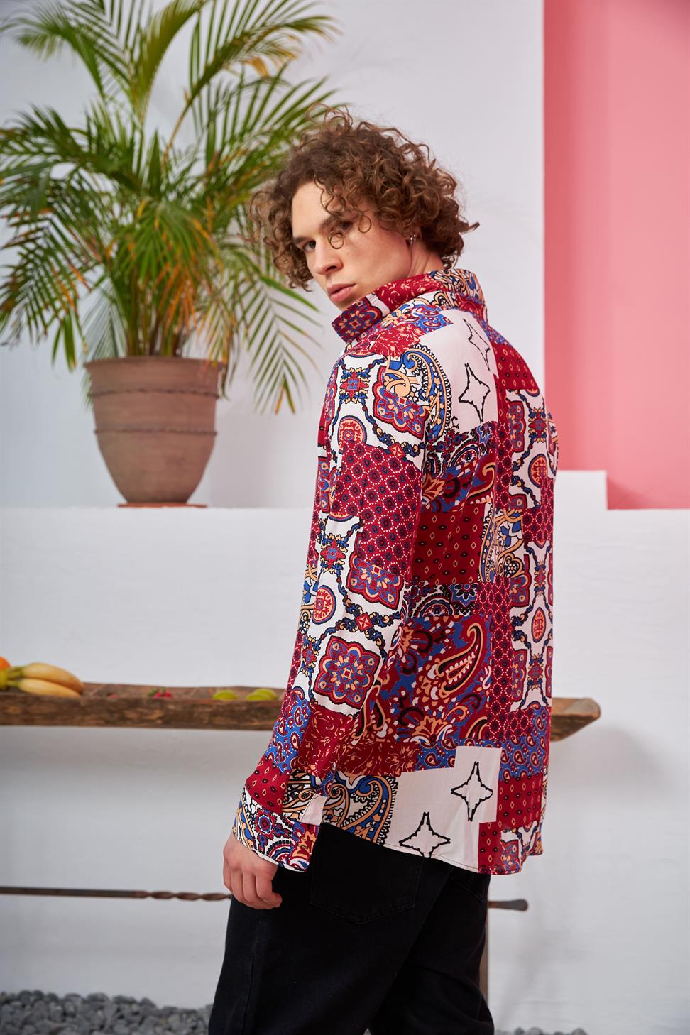 R-3678 Renkli Kilim Desen Gizli Pat Uzun Kolu Gömlek