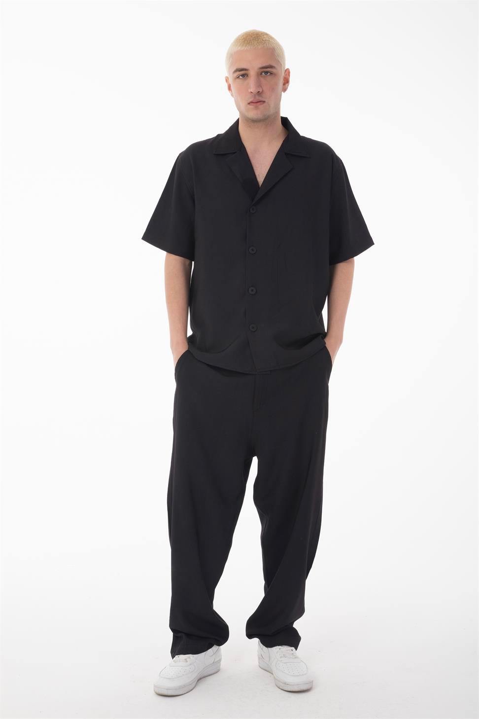 R-4422 R-4422 Men’s Short Sleeve Shirt & Zip-Up Trousers Set – Viscose Blend, Black Two-Piece Outfit