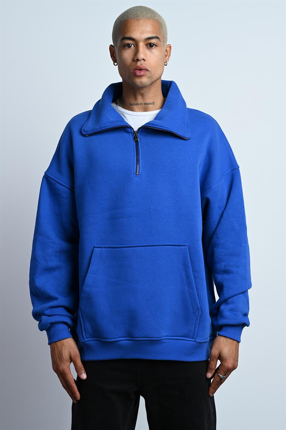 R-5672 Erkek Kanguru Cep Yarım Fermuar Detaylı 3 İplik Sweat
