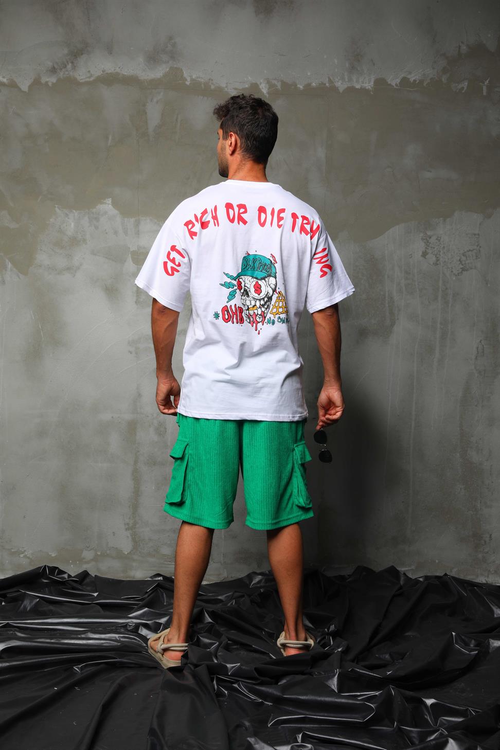 R-5741 Bisiklet Yaka Oversize Arka Kuru Kafa Baskılı T-shirt