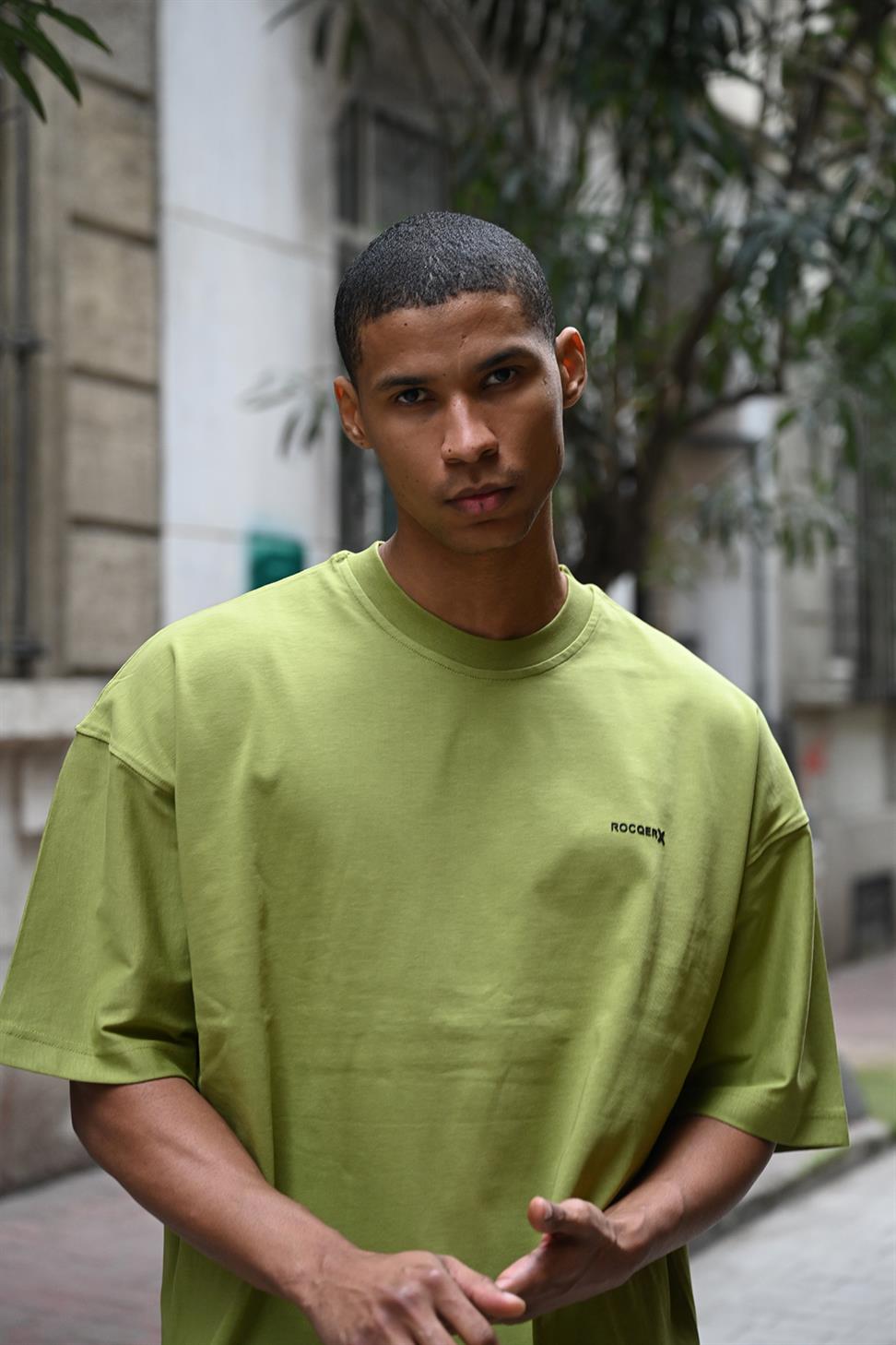R-5775 Men’s Basic T-Shirt with Rocqerx Print – Green
