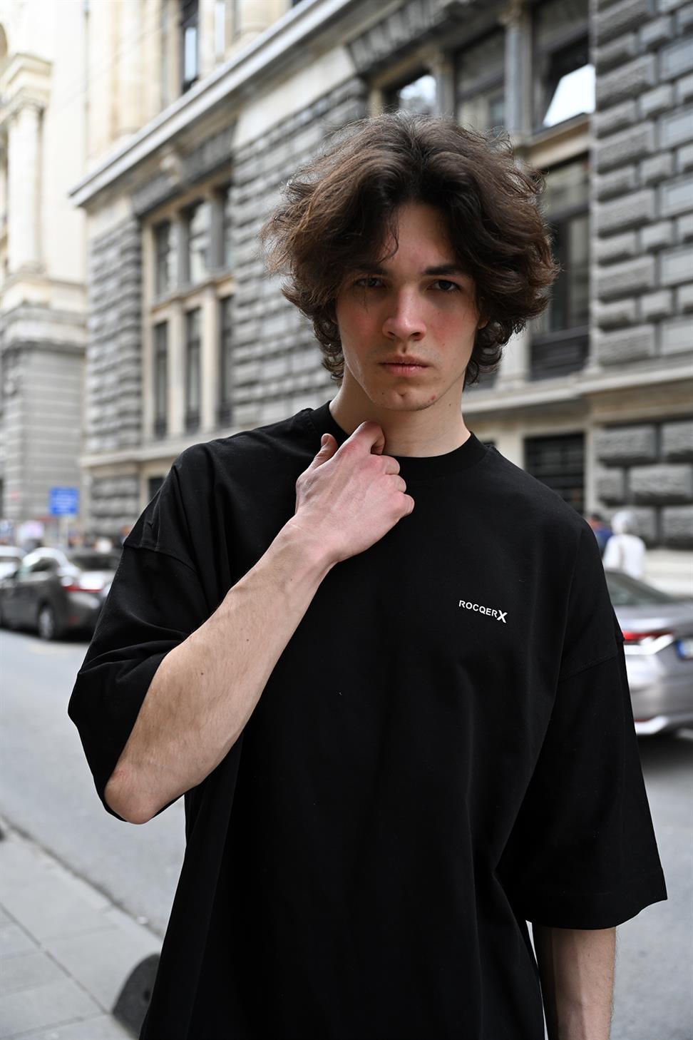 R-5775 Rocqerx Printed Basic T-Shirt