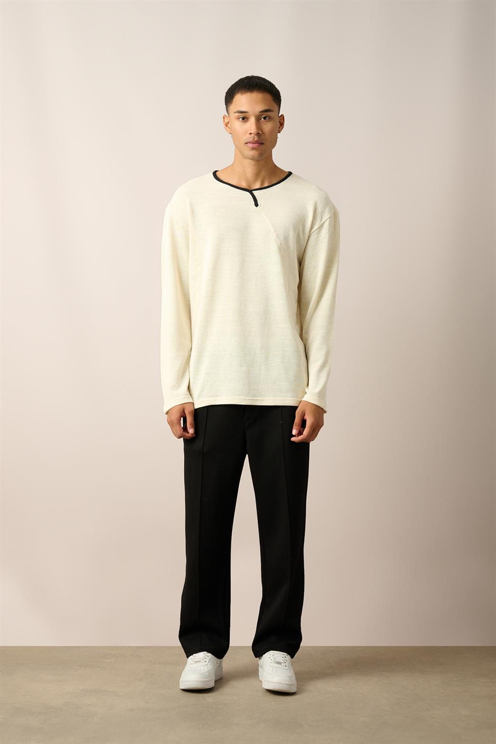 R-5798 Ecru Crew Neck Jacquard Sweatshirt with Piping Detail