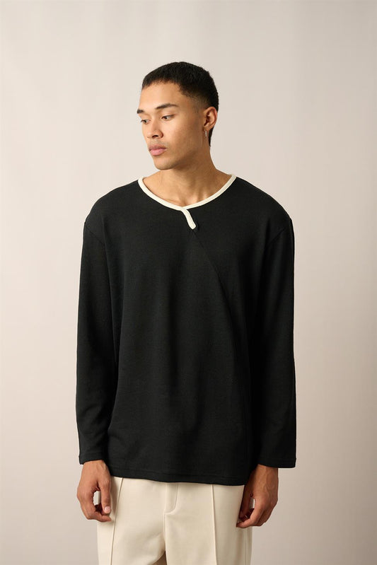 R-5798 Black Crew Neck Jacquard Sweatshirt with Piping Detail
