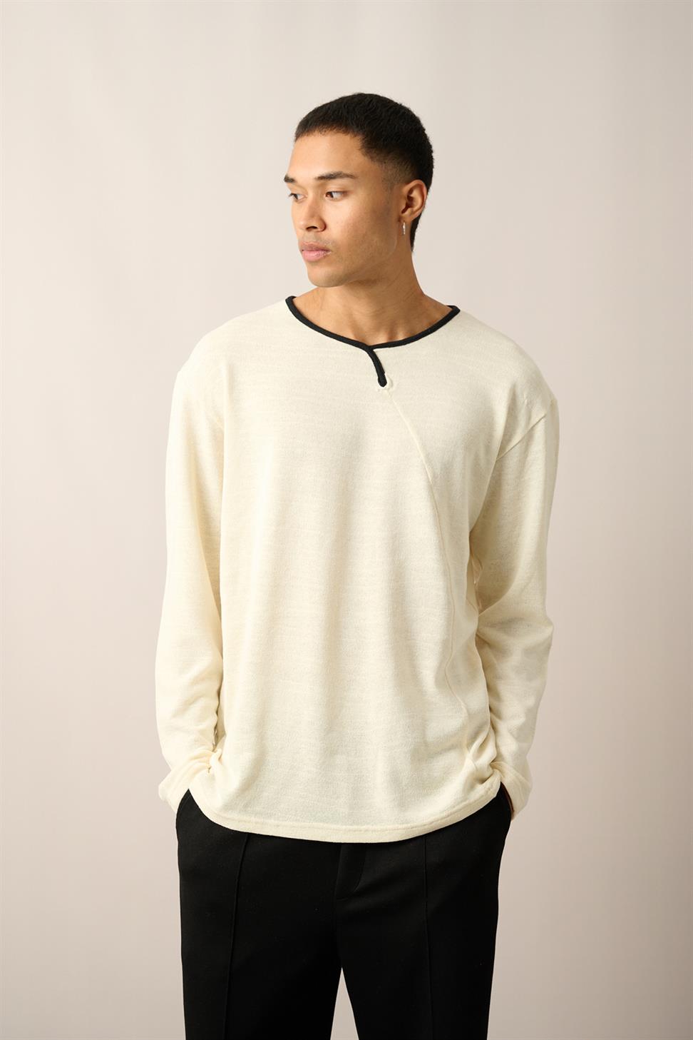R-5798 Ecru Crew Neck Jacquard Sweatshirt with Piping Detail