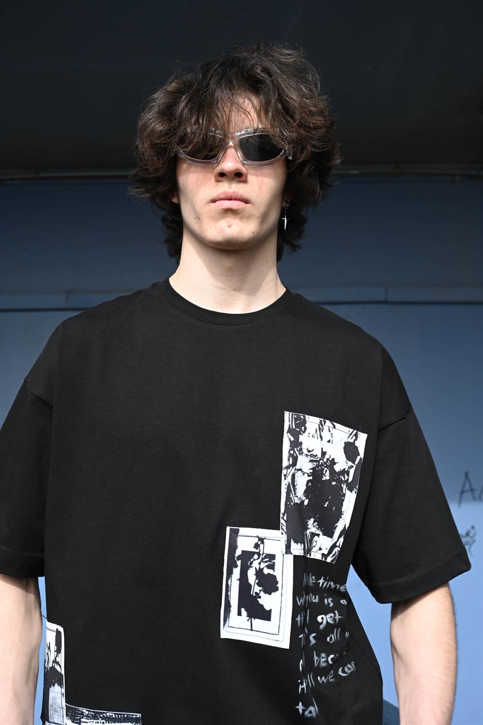 R-5815 Patch Detail Printed Suprem T-Shirt – Black 100% Cotton