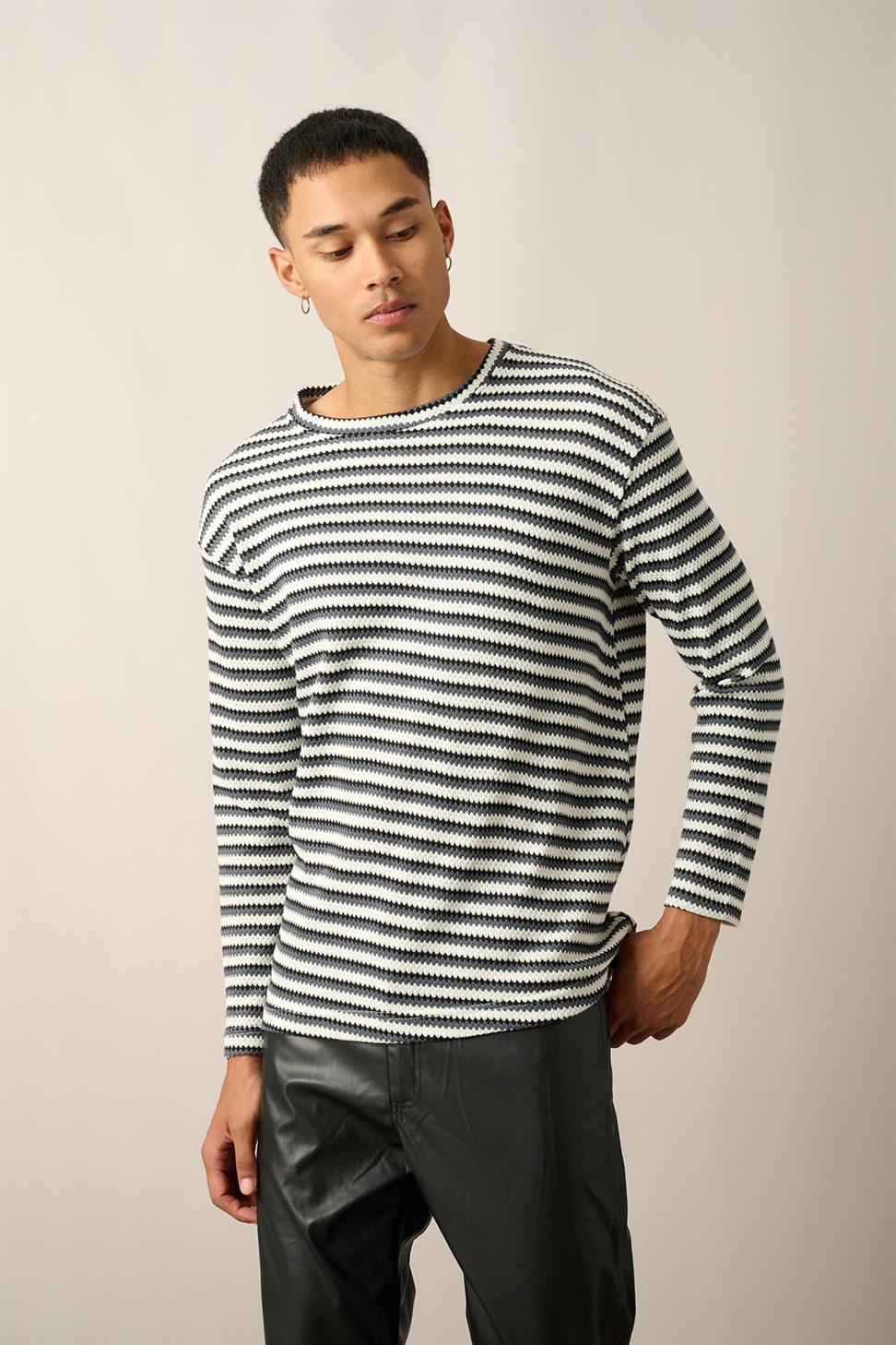 R-5838 Anthracite Crew Neck Long Sleeve Knit Sweatshirt