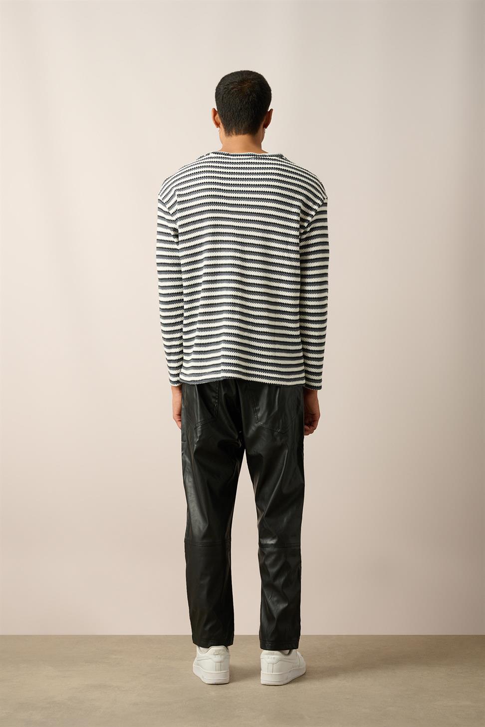 R-5838 Anthracite Crew Neck Long Sleeve Knit Sweatshirt