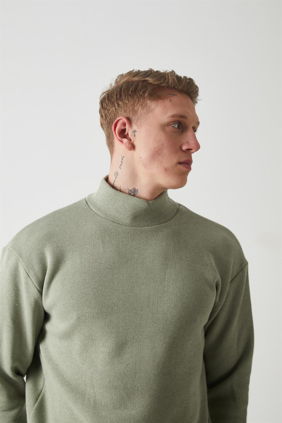 R-5849 Men’s Turtleneck Plain Knitted Sweater – Sage Green