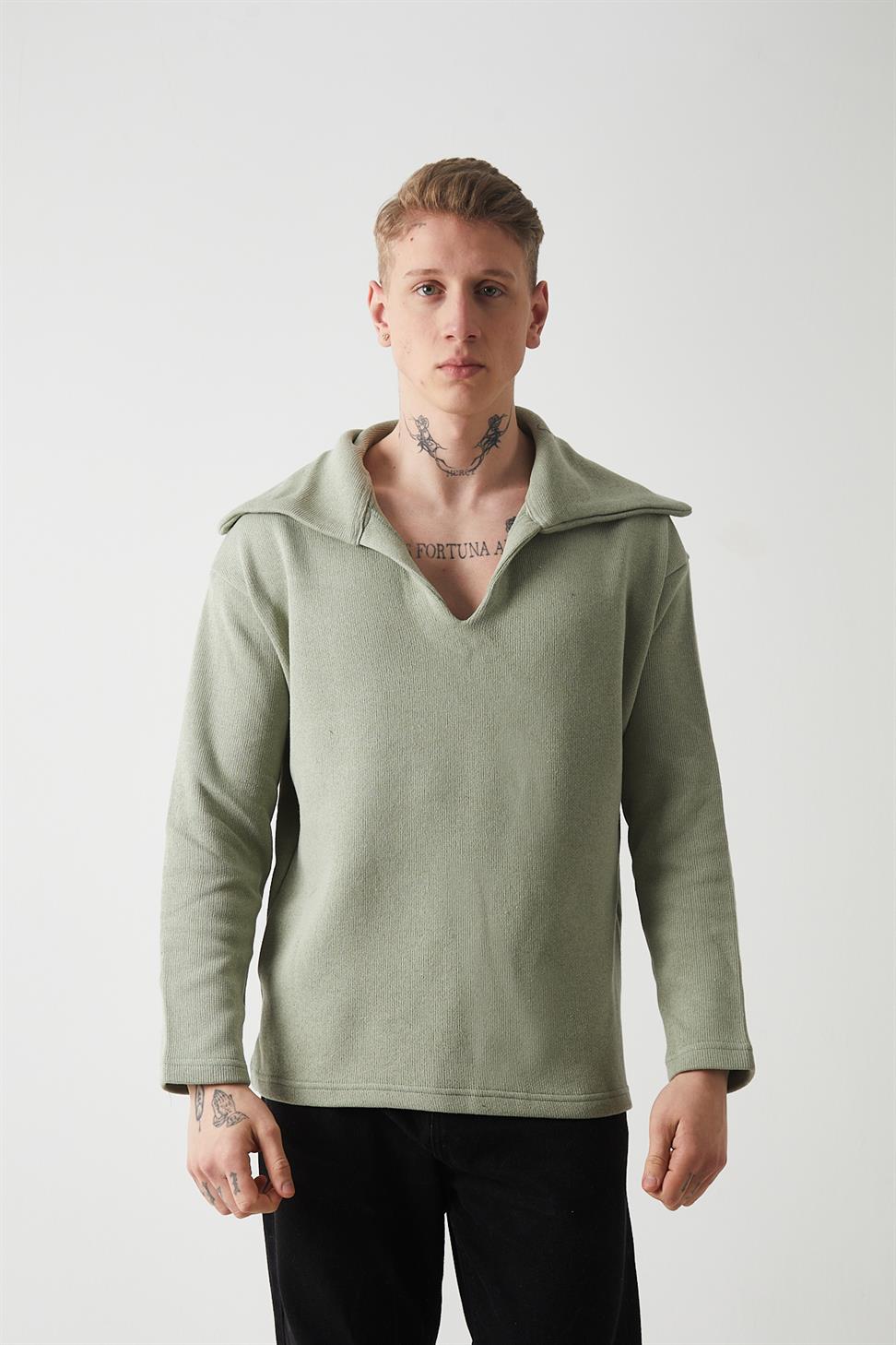 Men’s Knitted Sweatshirt with Collar Detail – Sage Green (R-5850)