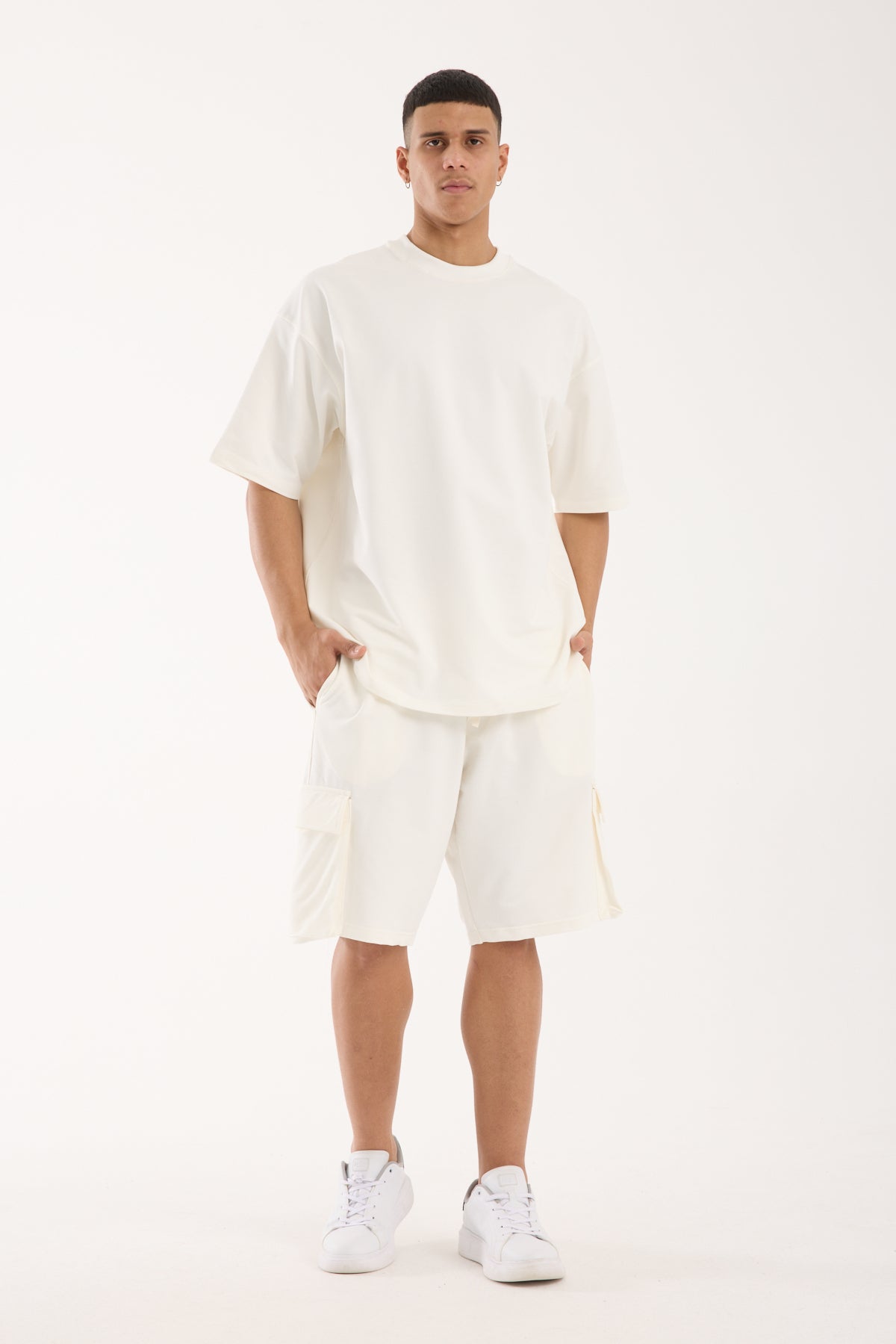 color-card:white color:white