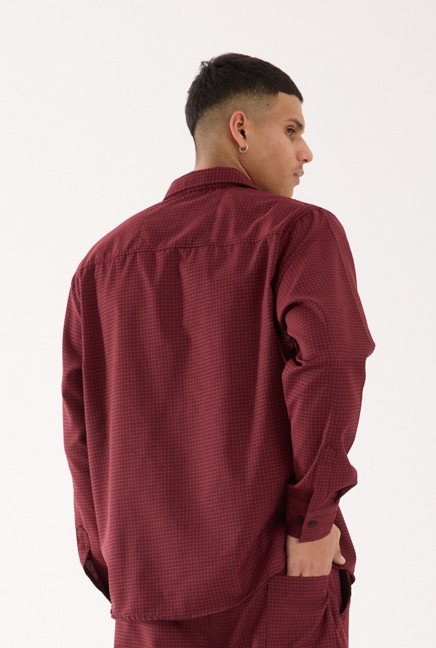 color:burgundy